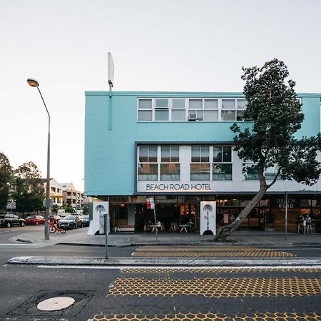 Barrys Beach Road Hotel Sídney Exterior foto